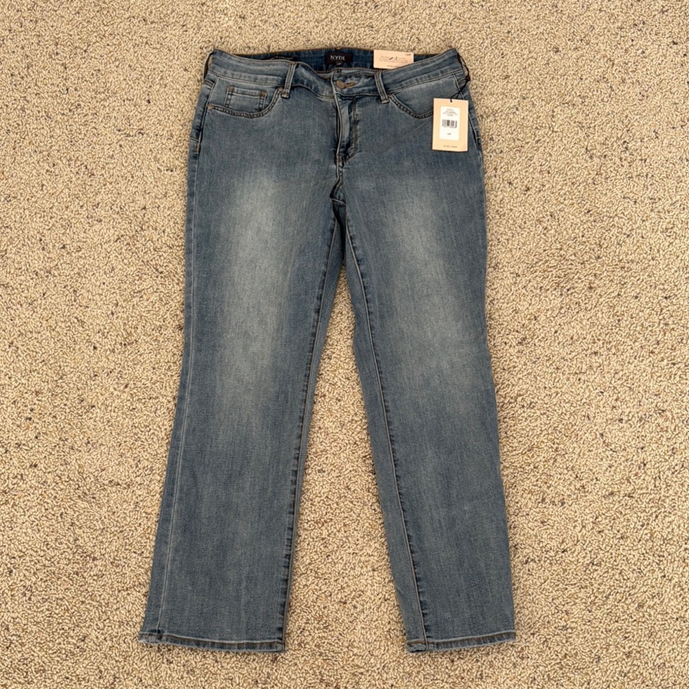 NWTs NYDJ Women's Marilyn Straight Jeans